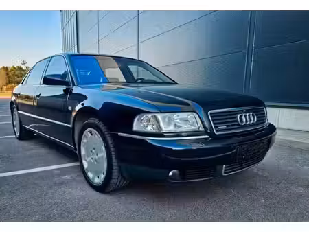 Audi A8 V8 4.2 310 quattro