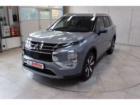 Mitsubishi Outlander PHEV 2.4 306
