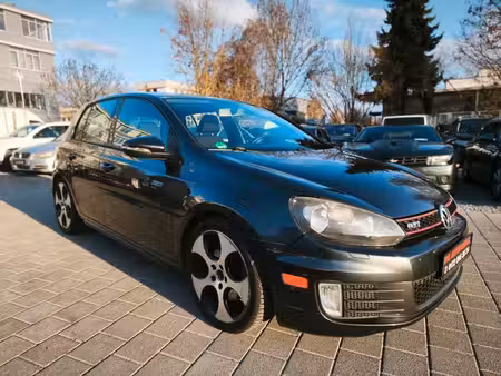 Volkswagen Golf GTI 2.0 TSI