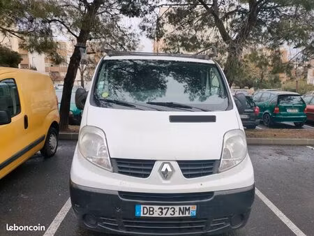 Renault Trafic dCi 90