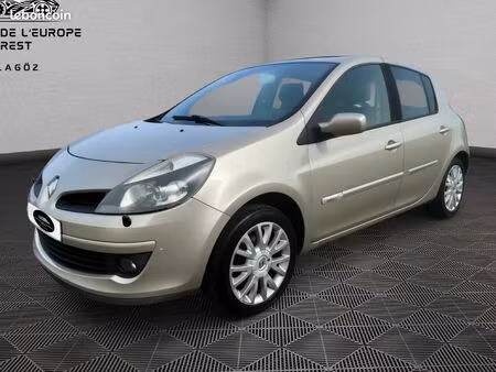 Renault Clio 1.6 110 Initiale