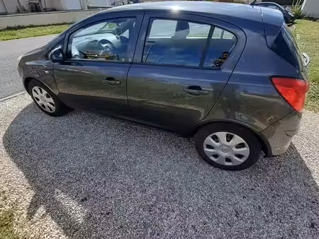 Opel Corsa 1.2 85