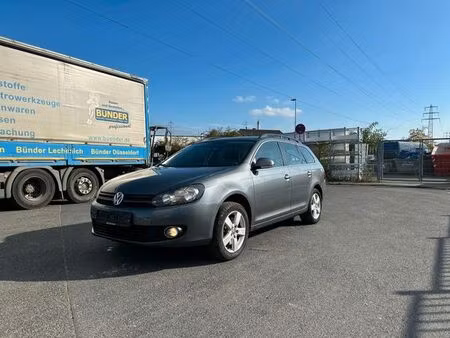 Volkswagen Golf 2.0 TDI 140 Confortline