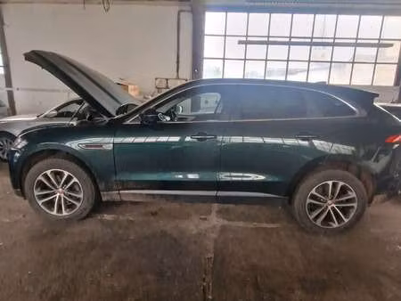Jaguar F-Pace P380 V6 3.0 300 Prestige 4x4