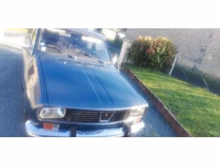 Renault R12 
