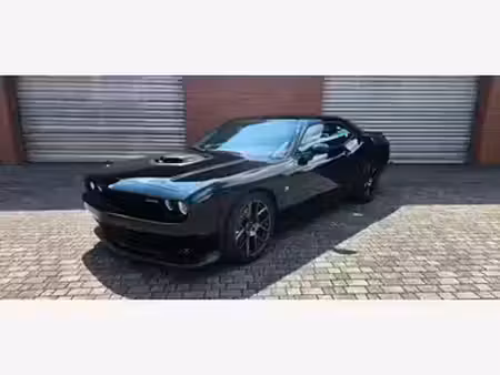 Dodge Challenger RT V8 6.4