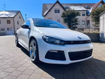 Volkswagen Scirocco R 2.0 TSI 265