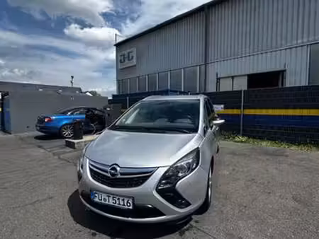 Opel Zafira 1.4 140