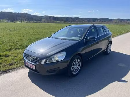Volvo V60 T4 1.6 180 Momentum