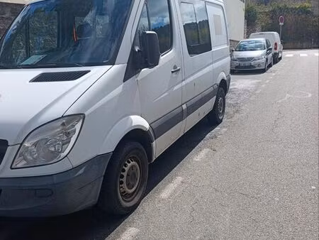 Mercedes-Benz Sprinter 129