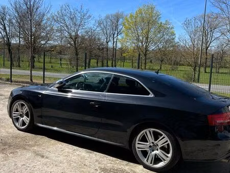Audi A5 S5 V8 4.2 FSI 354 quattro
