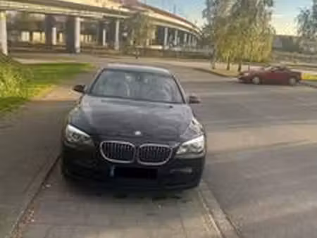 BMW Série 7 730d 3.0 258