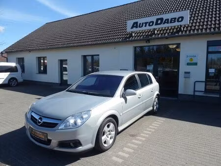 Opel Signum 1.9 150 Edition