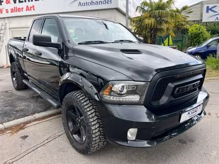 Dodge RAM 1500 V8 5.7