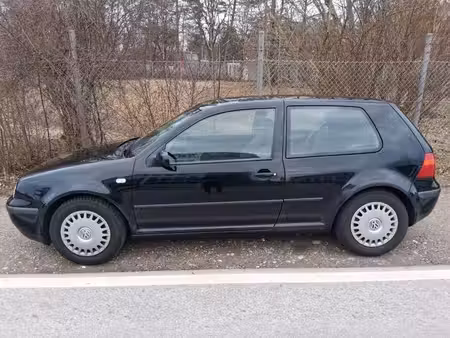 Volkswagen Golf 1.9 TDI 90 Base