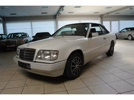 Mercedes-Benz Classe E E 220