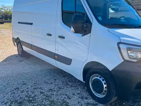 Renault Master 2.3 dCi 135