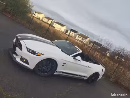 Ford Mustang GT V8 5.0 421