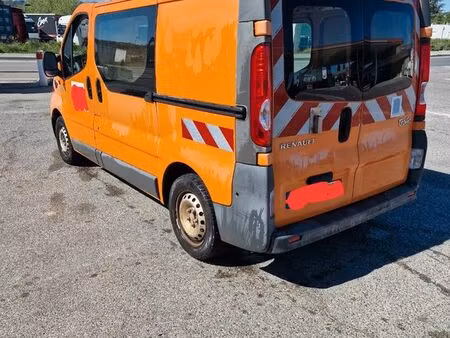 Renault Trafic 2.0 dCi 90