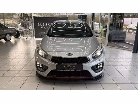 Kia Ceed GT 1.6 T GDi 204