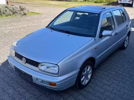 Volkswagen Golf 1.8 90 GL