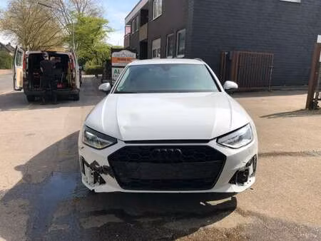 Audi A4 40 TDI 2.0 TDI 204 S line
