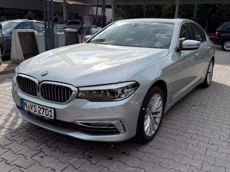 BMW Série 5 530e 2.0 252
