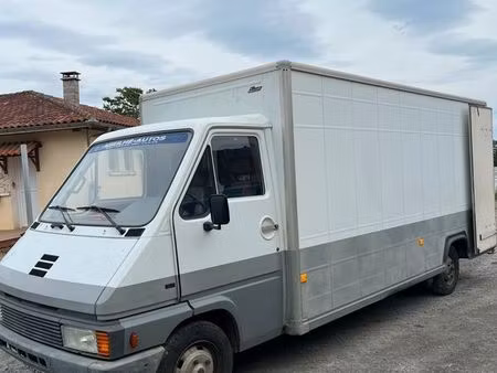 Renault Master 2.5 76
