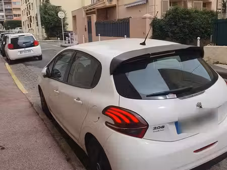 Peugeot 208 1.6 THP 208