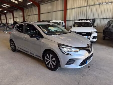 Renault Clio E-Tech 1.6 145 Evolution