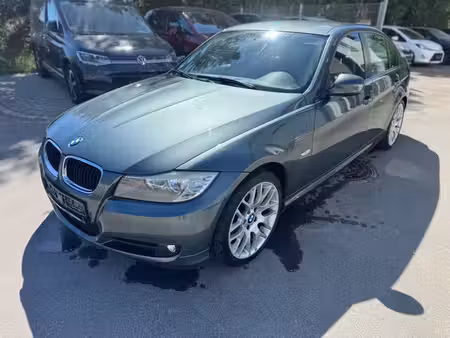 BMW Série 3 318i 2.0 143