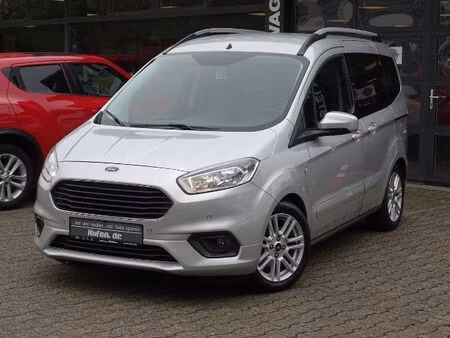 Ford Tourneo Courier 1.5 TDCi Titanium