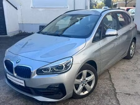 BMW Série 2 218i 1.5 136
