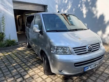 Volkswagen Transporter T5 2.5 TDI 174