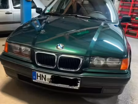 BMW Série 3 361i 1.6 102