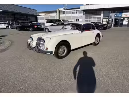 Jaguar XK 