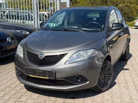 Lancia Ypsilon 1.2 69