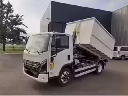 Isuzu M21 1.9 120