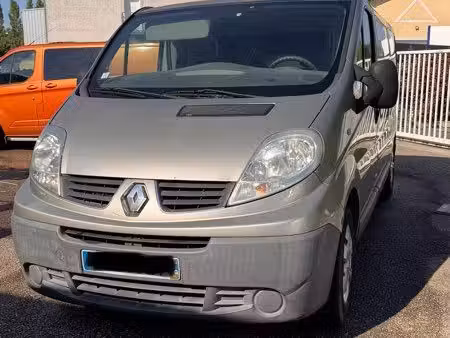 Renault Trafic 2.5 dCi 150