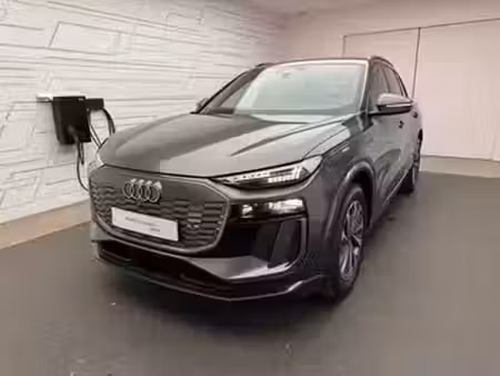 Audi Q6 E-Tron 306 S line