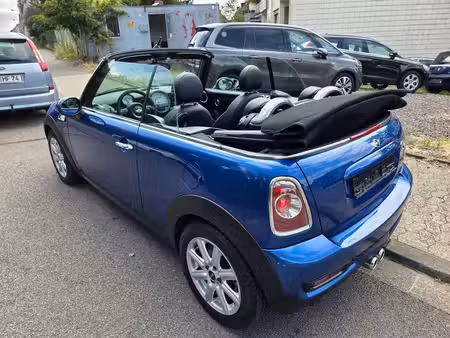 Mini Cabrio Cooper SD 2.0 143