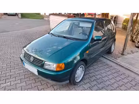 Volkswagen Polo 1.6 75 Base