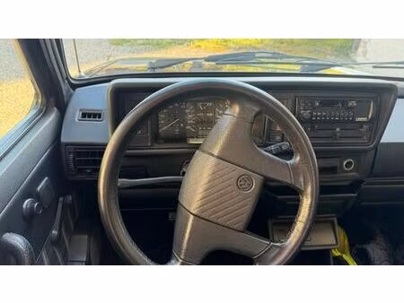 Volkswagen Golf 1.8 72
