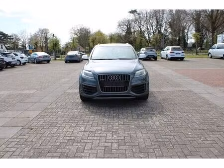 Audi Q7 V12 6.0 TDI 500 quattro
