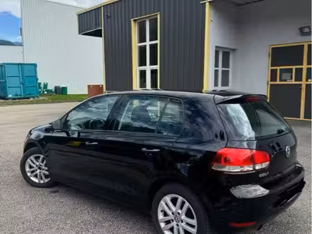 Volkswagen Golf 1.6 TDI 105