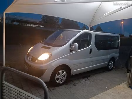 Renault Trafic 2.5 dCi 150
