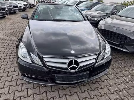 Mercedes-Benz Classe E E 200