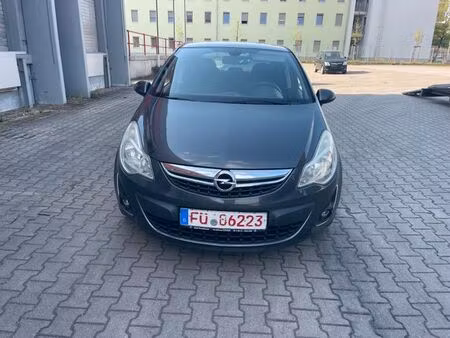 Opel Corsa 1.4 87 Satellite