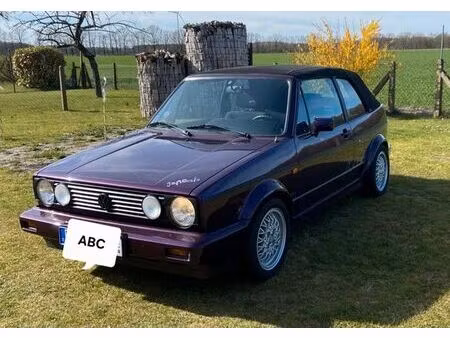 Volkswagen Golf 1.8 72