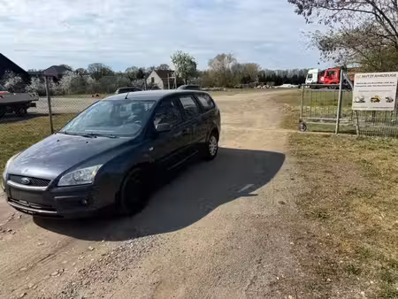 Ford Focus 1.6 Fun